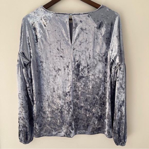 LC Lauren Conrad Blue Velvet Balloon Sleeve Long Sleeve Top - Picture 5 of 8